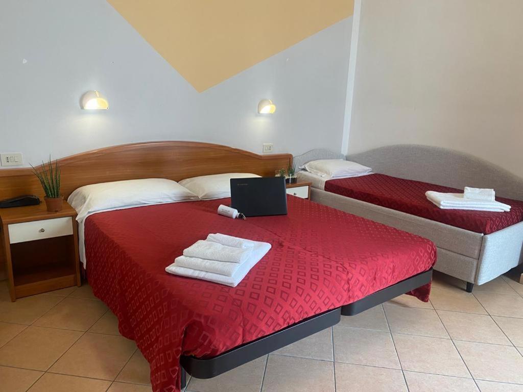 Hotel Villa Caterina Ρίμινι Εξωτερικό φωτογραφία
