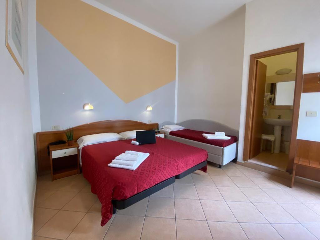 Hotel Villa Caterina Ρίμινι Εξωτερικό φωτογραφία