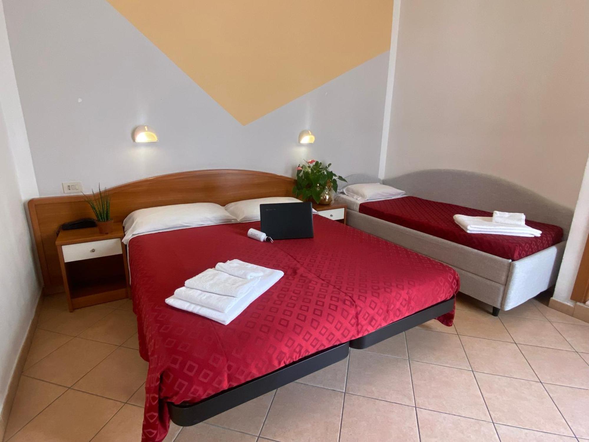Hotel Villa Caterina Ρίμινι Εξωτερικό φωτογραφία