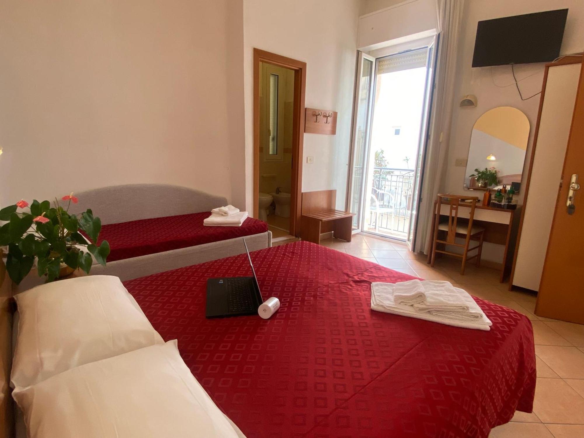 Hotel Villa Caterina Ρίμινι Εξωτερικό φωτογραφία