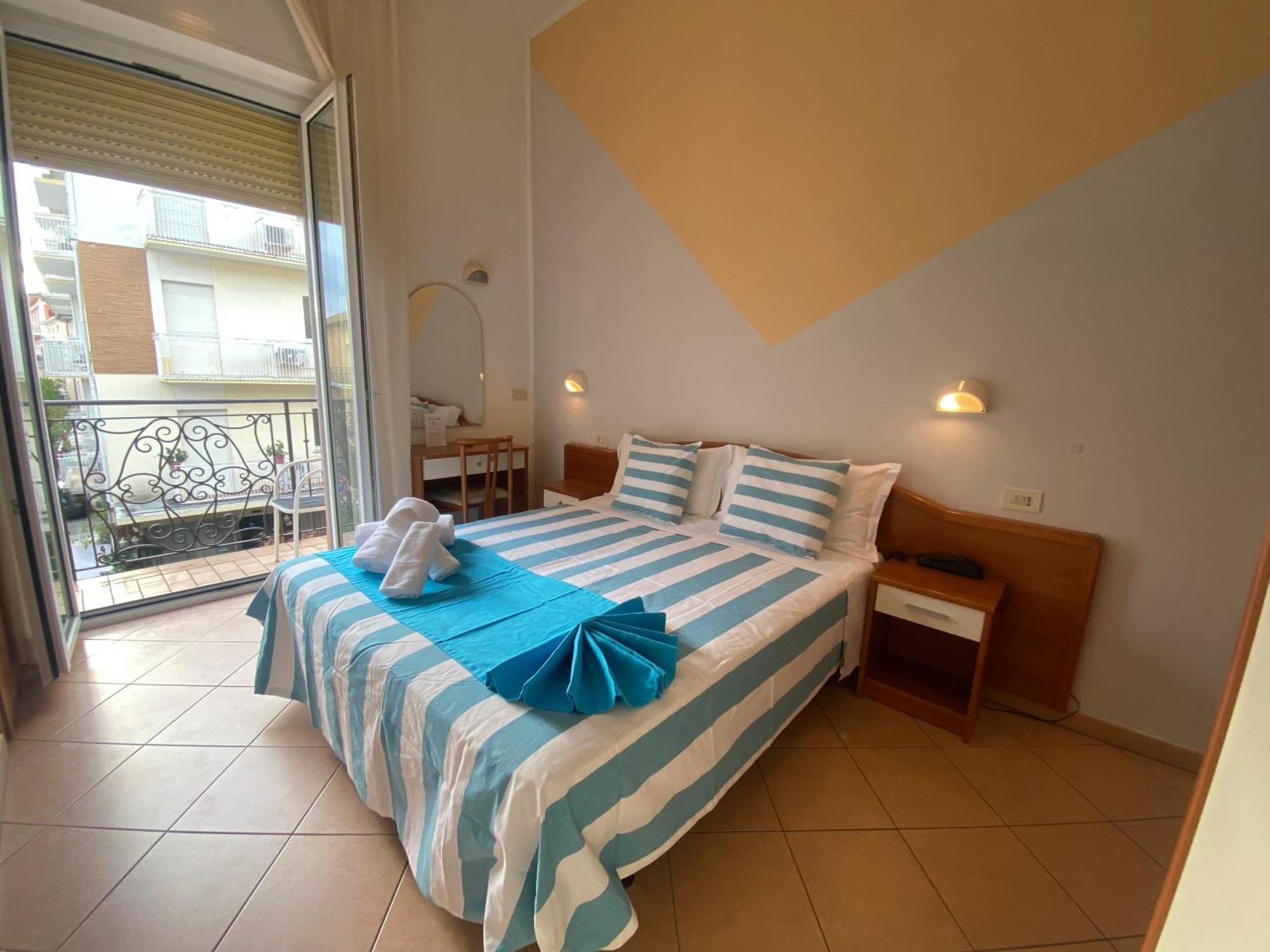 Hotel Villa Caterina Ρίμινι Εξωτερικό φωτογραφία
