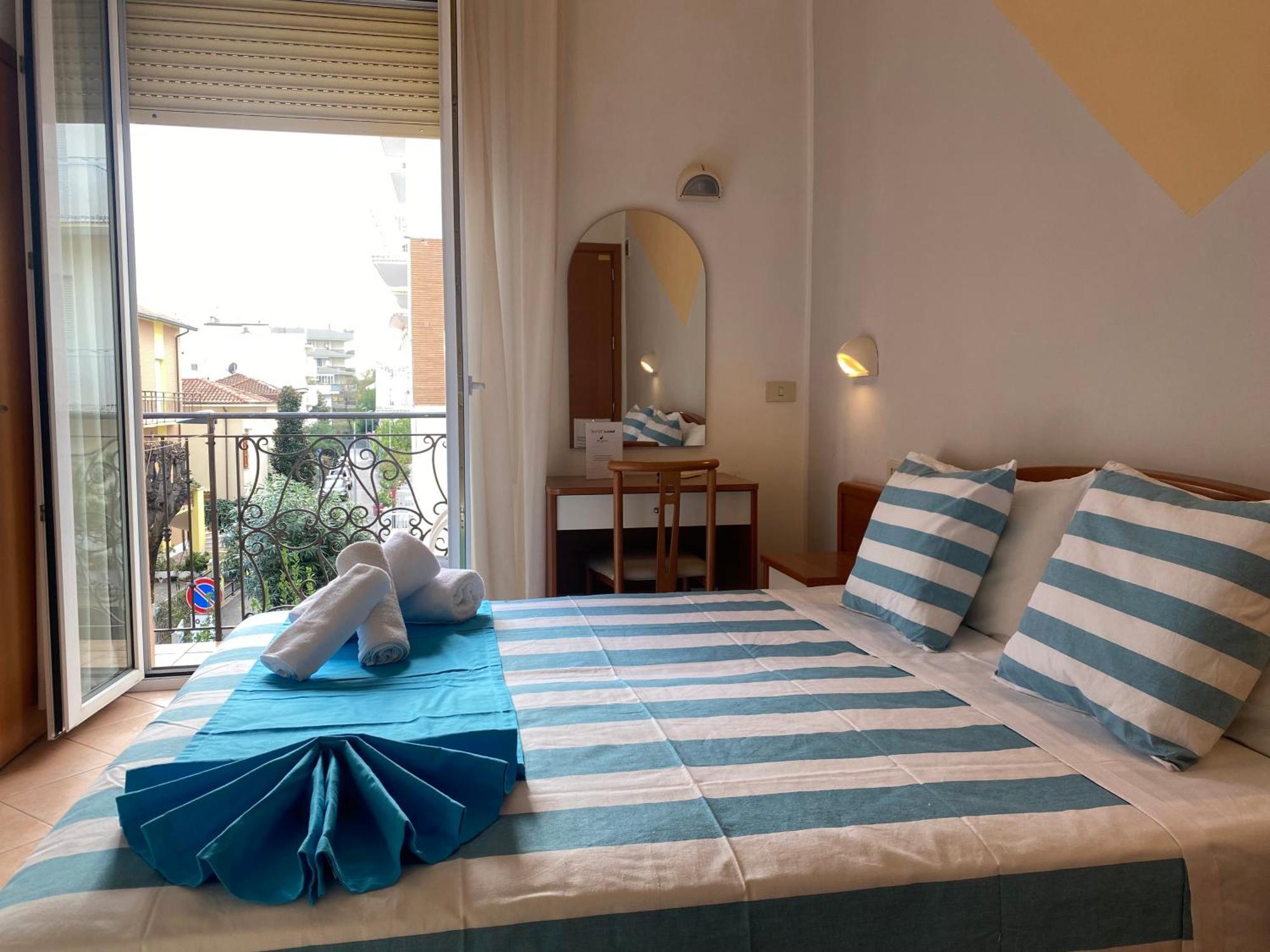 Hotel Villa Caterina Ρίμινι Εξωτερικό φωτογραφία