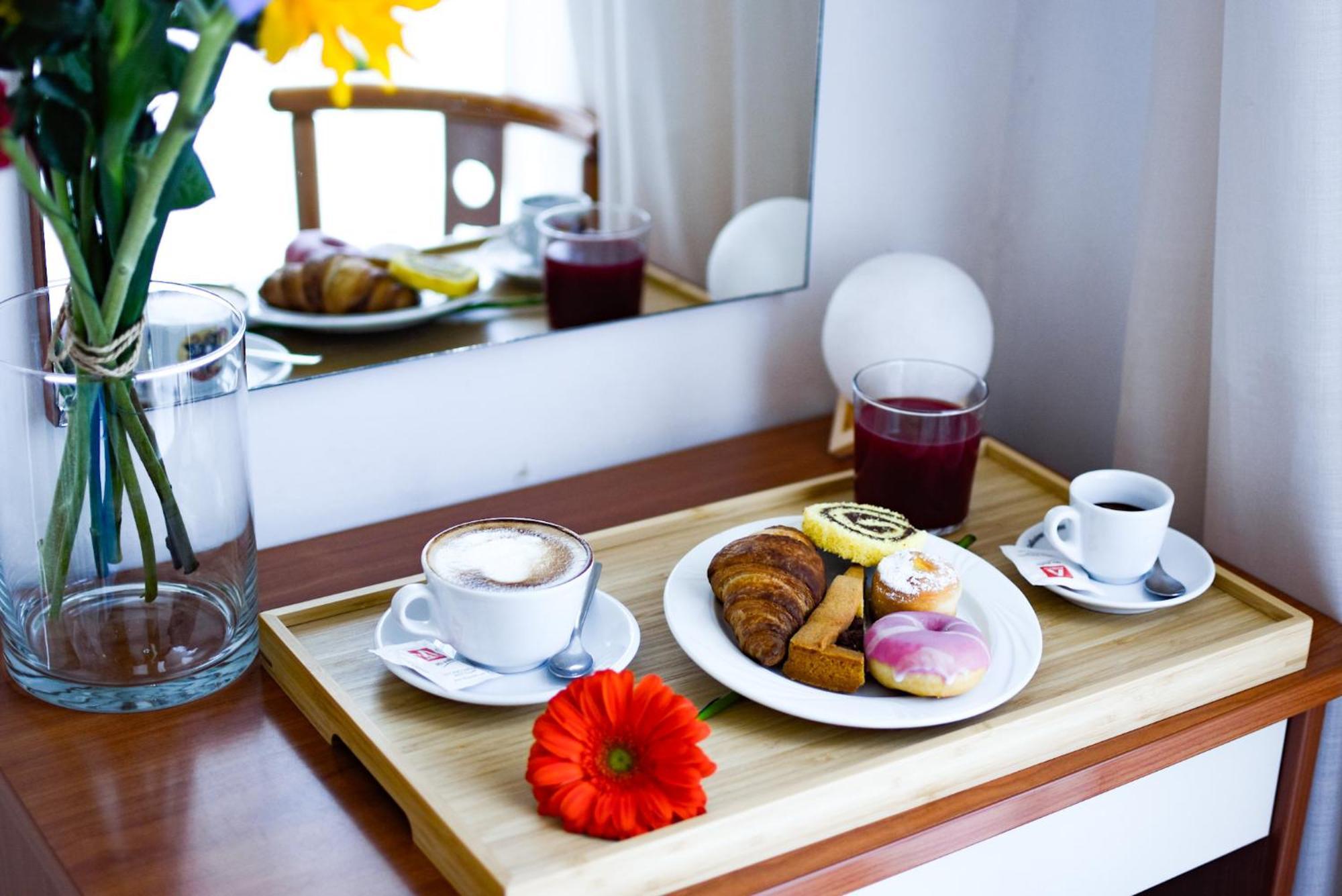 Hotel Villa Caterina Ρίμινι Εξωτερικό φωτογραφία