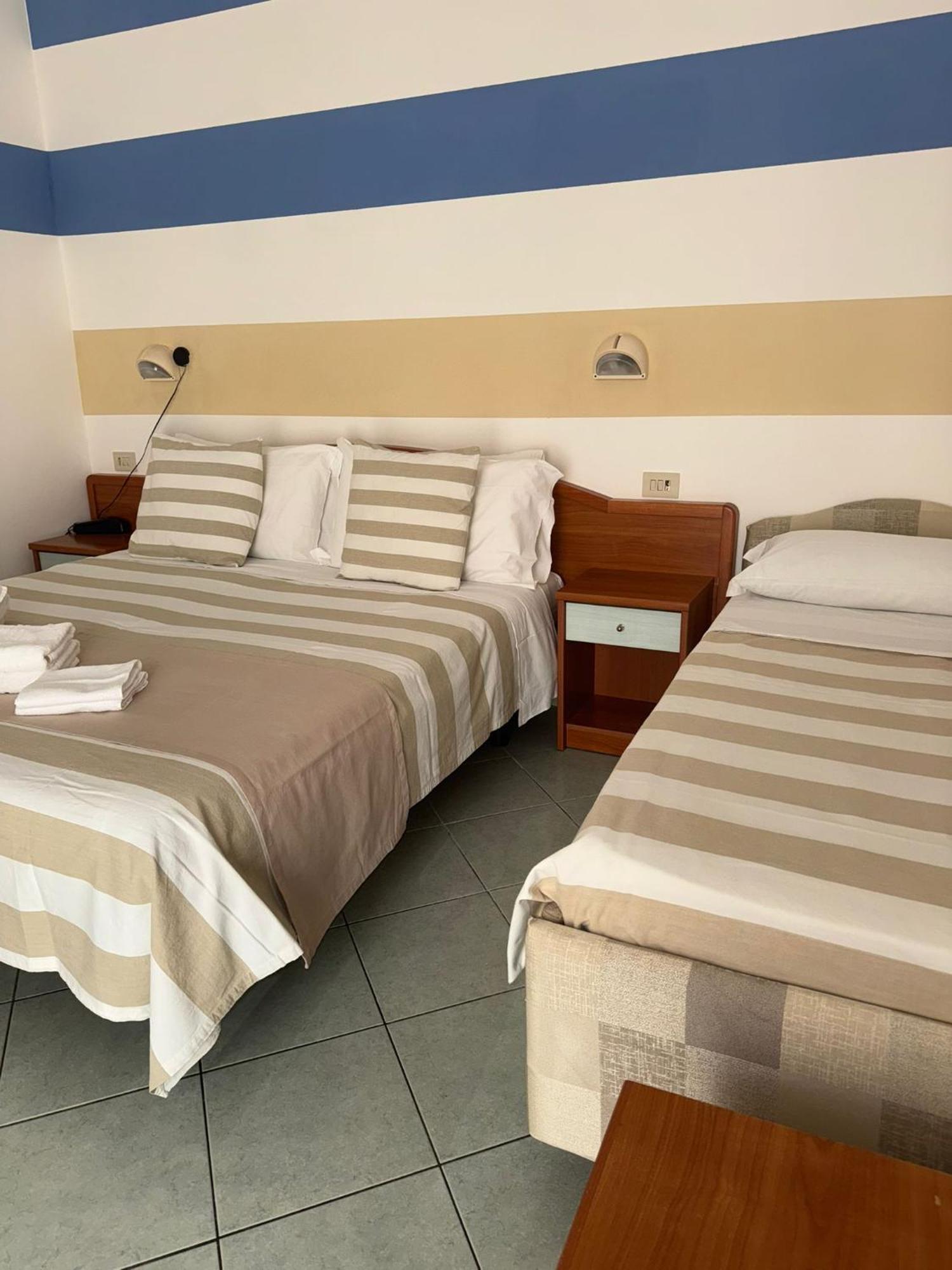 Hotel Villa Caterina Ρίμινι Εξωτερικό φωτογραφία